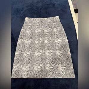ANTONIO MELANI Black and White Patterned Pencil Skirt
